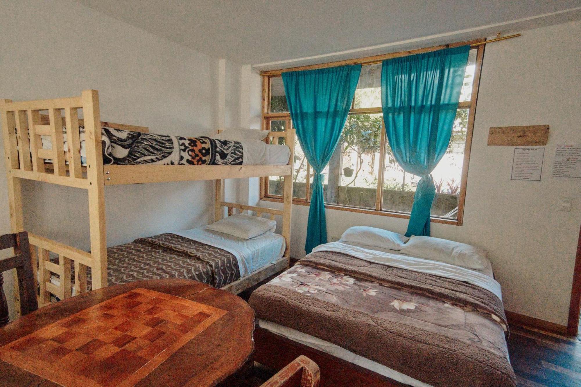Backpackers-Balcones-River-Lodge Banos  Exterior photo